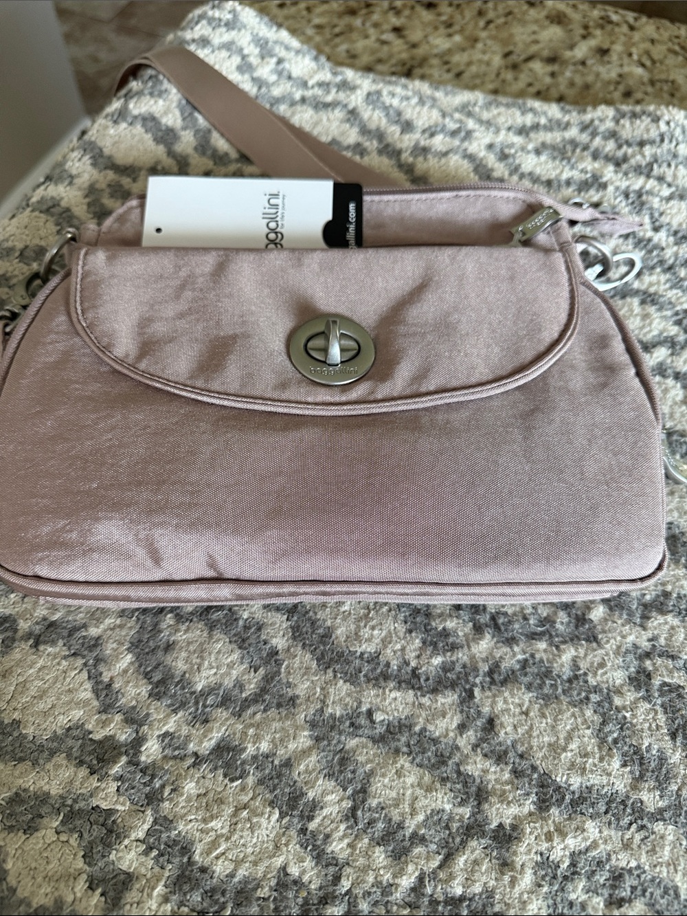 Baggallini Blush Pink Crossbody Bag with Turn-Lock new with tags